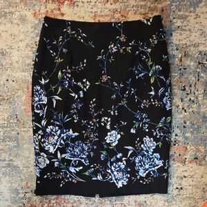 White House Black Market Black and Blue Floral Pencil Skirt